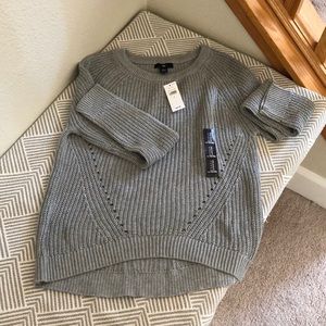 NWT GAP: Grey knit sweater